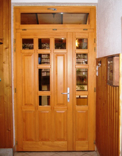 Bejárati ajtók Bejárati ajtók